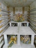 /album/lavorazione-arigianale-della-porcellana-di-capodimonte-/produzione-artigianale-di-oggetti-da-arredo-personalizzati-e-su-misura-in-porcellana-di-capodimonte-jpg/